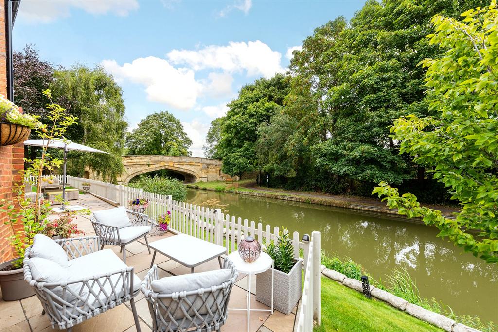 Canal View