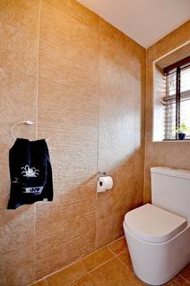 20 Hurst Road, London, E17 3BL