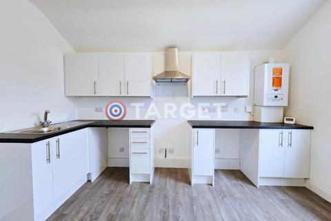 2 bedroom flat to rent, Hertford Road, Enfield EN3