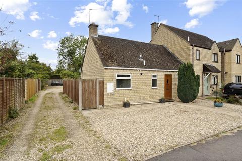 2 bedroom bungalow for sale, Field Lane, Willersey, Worcestershire, WR12