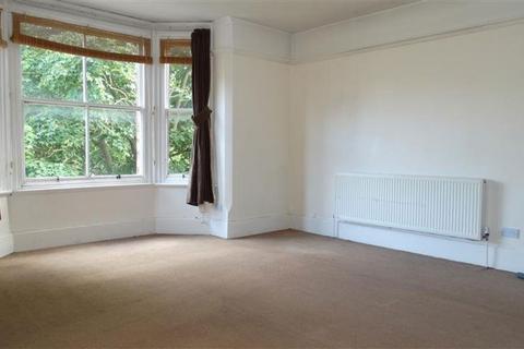 2 bedroom flat to rent, Park Road, Peterborough, PE1 2UG