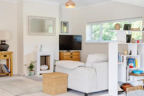 8 Blackberry Close, Four Marks, Alton, GU34 5BW