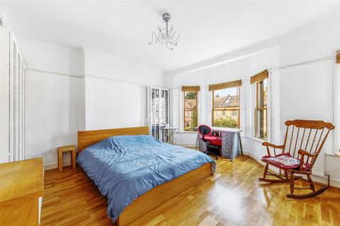 52 Coldershaw Road, London, W13 9DX