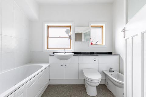 52 Coldershaw Road, London, W13 9DX