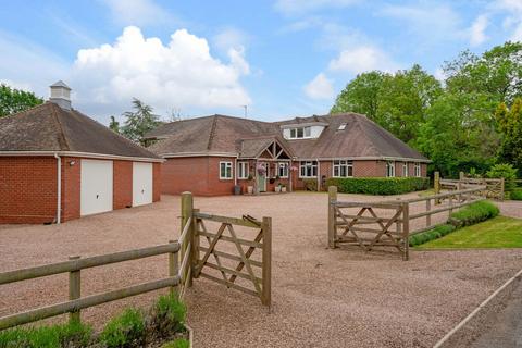 6 bedroom detached house for sale, Hadzor Droitwich, Worcestershire, WR9 7DR