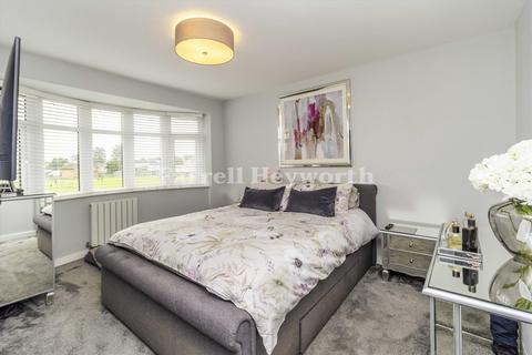 53 Acre Moss Lane, Morecambe, LA4 4NB