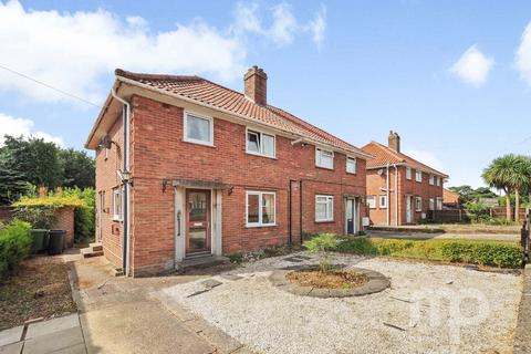 3 bedroom semi-detached house for sale, Ethel Gooch Road, Wymondham NR18