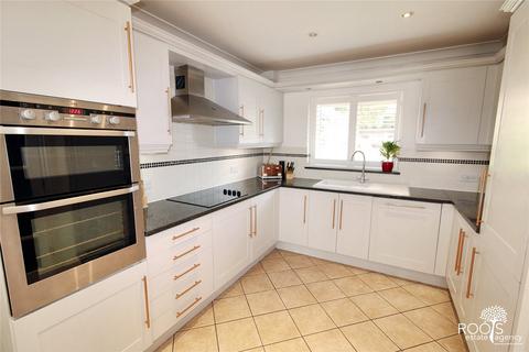 4 bedroom semi-detached house for sale, Evergreen, Thatcham RG19