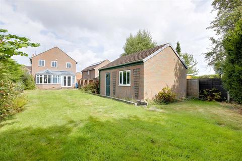 4 bedroom detached house for sale, Laxton Garth, Kirk Ella