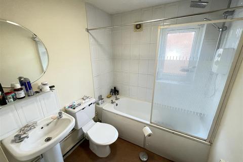 2 bedroom property for sale, Highfield South, Birkenhead