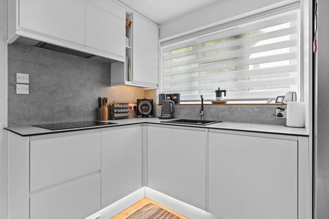 44 Town Mead, Crawley, RH11 7EF