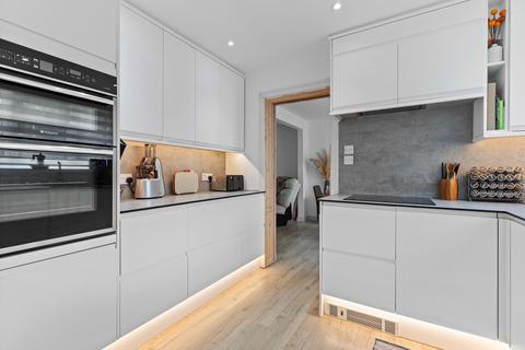 44 Town Mead, Crawley, RH11 7EF