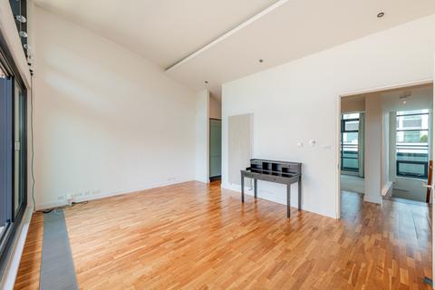 2 bedroom penthouse for sale, City Road, London EC1Y