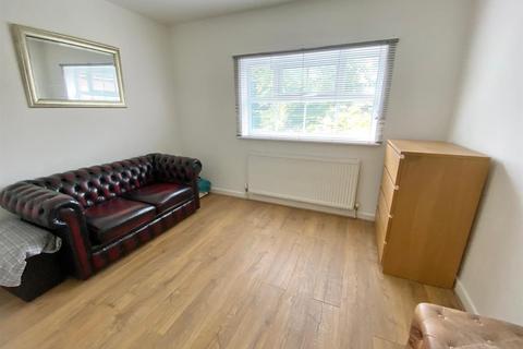 2 Argyll Close, Macclesfield, SK10 3QA