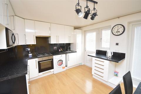 10 Beechcroft View, Leeds, LS11 0LN