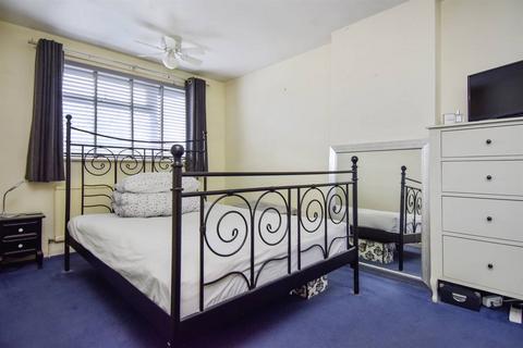 24 Cherry Gardens, Broadstairs, CT10 2NE