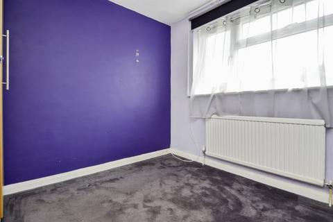 24 Cherry Gardens, Broadstairs, CT10 2NE