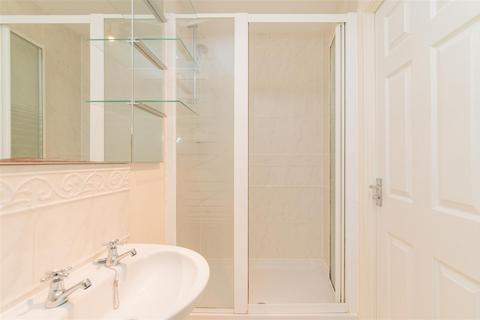 24 Bampton Drive, London, NW7 2AY
