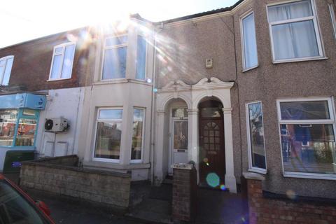 3 bedroom terraced house to rent, CRAVEN ROAD