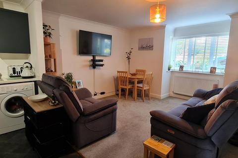 2 bedroom apartment for sale, Treeview, Stowmarket IP14