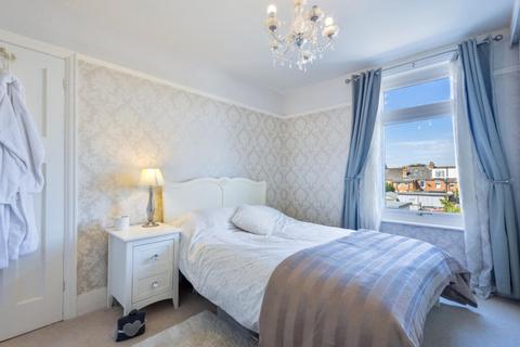 17 Weymouth Road, Folkestone, CT19 4HU