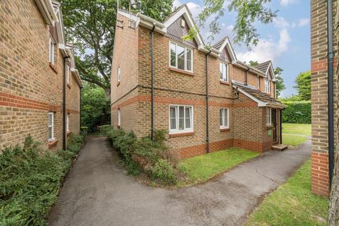 60 Groves Lea, Mortimer, Reading, RG7 3SR