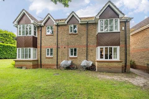 60 Groves Lea, Mortimer, Reading, RG7 3SR
