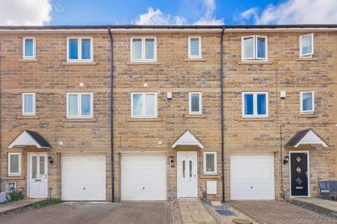 4 Beech Tree Mews, Batley, WF17 8FE