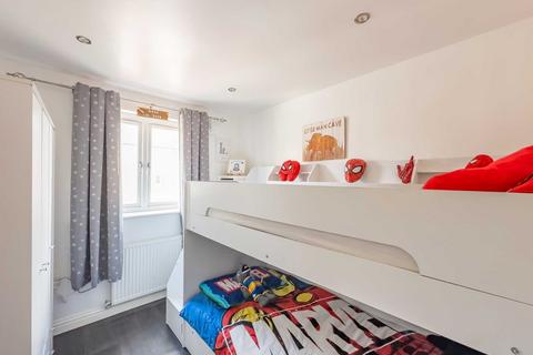 4 Beech Tree Mews, Batley, WF17 8FE