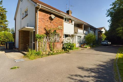 2 bedroom flat for sale, West Common, Lindfield, RH16