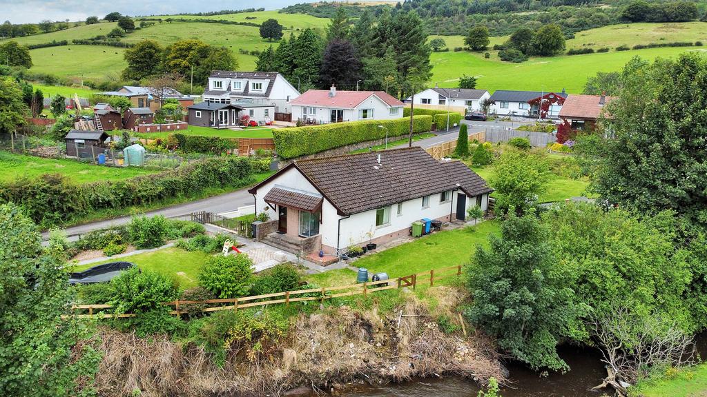Gateside Road, Barrhead G78 3 bed detached bungalow for sale £235,000