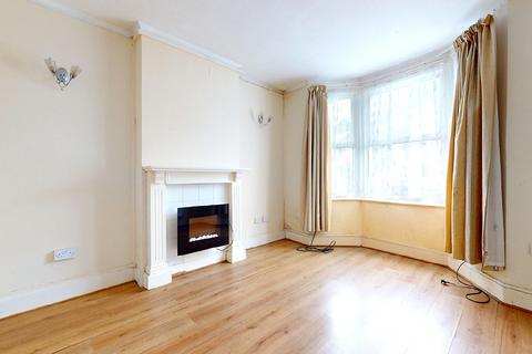 3 bedroom terraced house for sale, 162 Bensham Lane, Thornton Heath