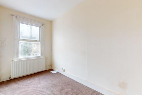 3 bedroom terraced house for sale, 69 Kingsland Road, Plaistow