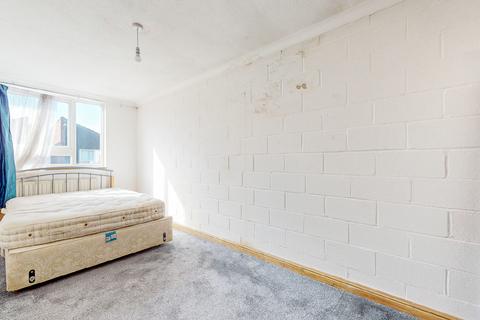 3 bedroom terraced house for sale, 52 Warwickshire Path, Deptford