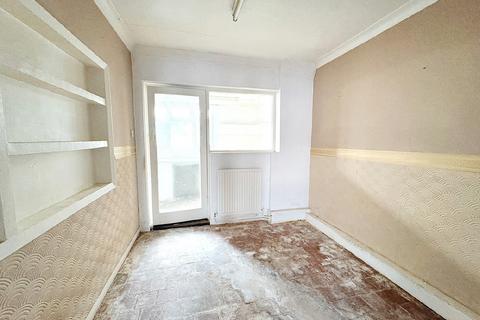 3 bedroom terraced house for sale, 27 Bullace Road, Nottingham