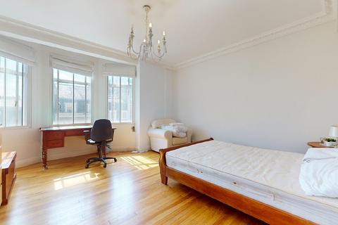 3 bedroom flat for sale, Flat 7 Connaught Court,  2-4 Connaught Street, Marble Arch