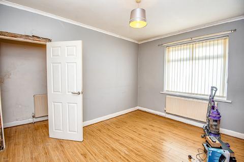 3 bedroom end of terrace house for sale, 4 Cow Lane, Sharlston Common, Wakefield