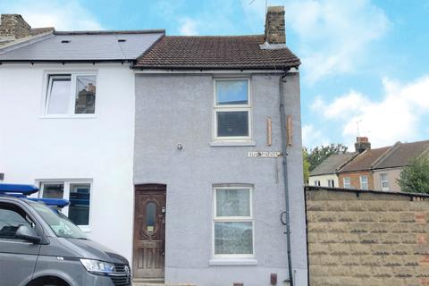 2 bedroom end of terrace house for sale, 17 Elliott Street, Gravesend, Kent