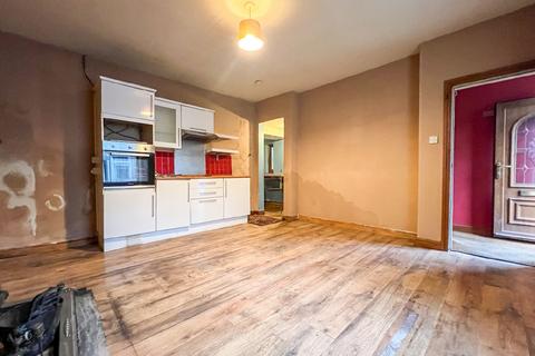 2 bedroom terraced house for sale, 14 Commercial Street, Queensbury, Bradford