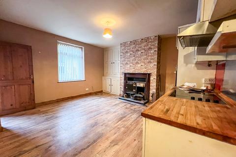 2 bedroom terraced house for sale, 14 Commercial Street, Queensbury, Bradford