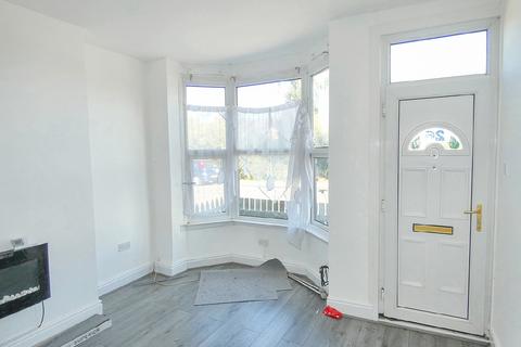 2 bedroom terraced house for sale, 26 Frodsham Street, Hull