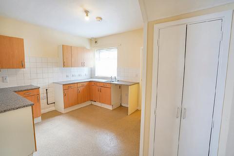 2 bedroom terraced house for sale, 1 Cuthbert Avenue, Hull