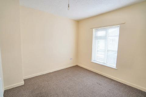 2 bedroom terraced house for sale, 1 Cuthbert Avenue, Hull