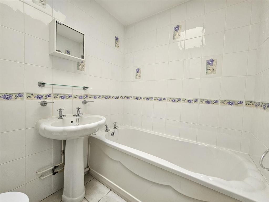 34 Ashleigh Gardens 10