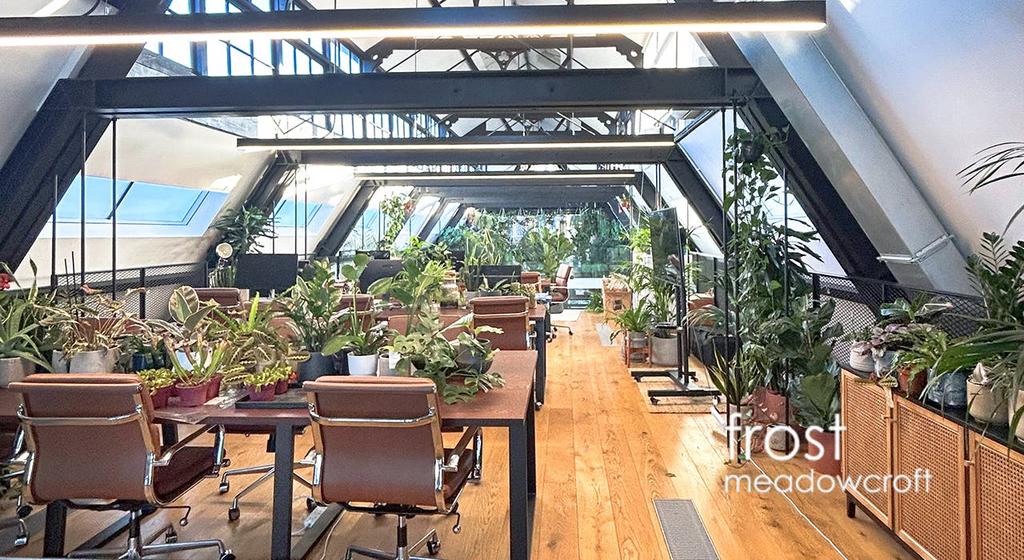 41 Iffley Rd Hammersmith w6 office to let int1.