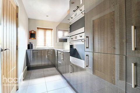 3 bedroom townhouse for sale, Weather Oaks, Harborne