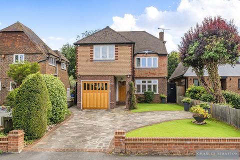 4 bedroom detached house for sale, Risebridge Road, Gidea Park