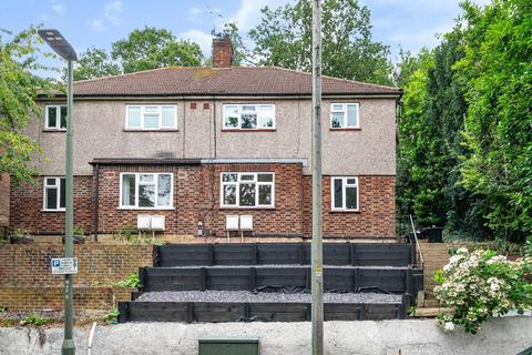 2 bedroom flat for sale, Madeira Avenue, Bromley