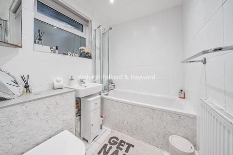 2 bedroom flat for sale, Madeira Avenue, Bromley