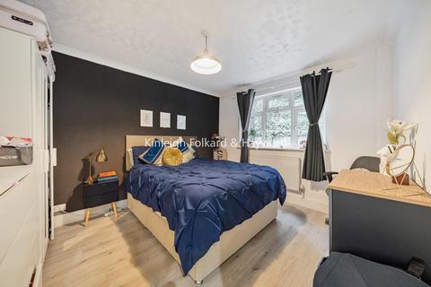 2 bedroom flat for sale, Madeira Avenue, Bromley